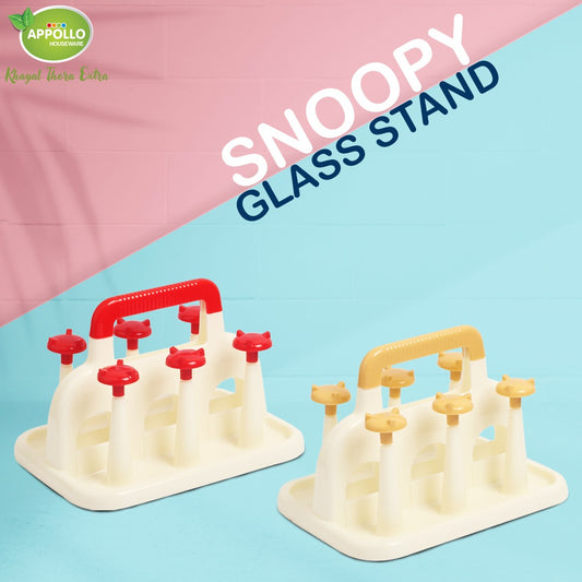 Snoopy glass stand