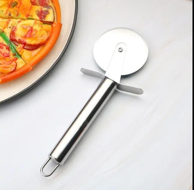 PIZZA CUTTER STAINLESS STEEL