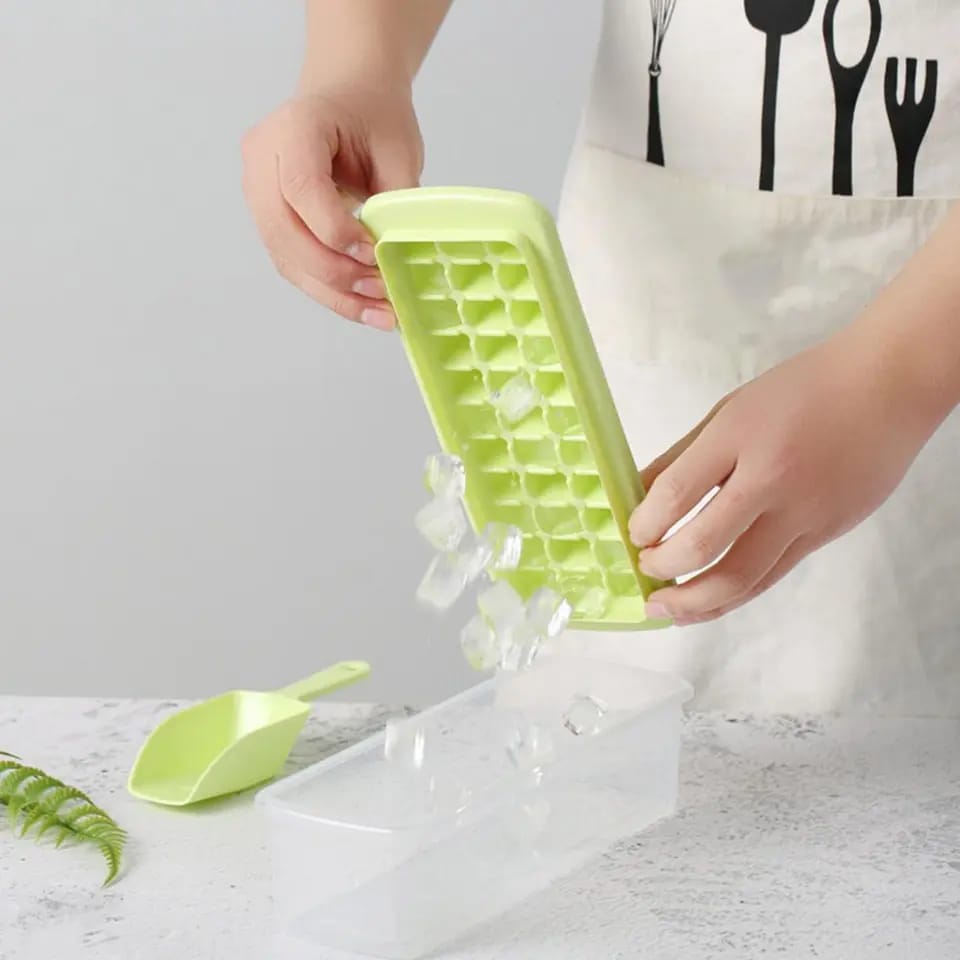 44 cubes plastic ice tray