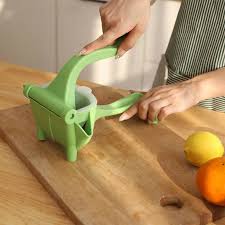 Plastic Manual Fruit Juicer Press